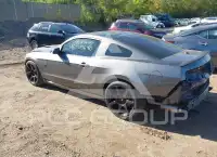 2013 Ford MUSTANG photo