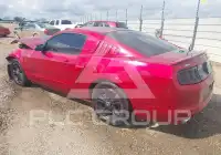 2013 Ford MUSTANG photo