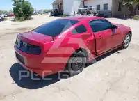 2013 Ford MUSTANG фото