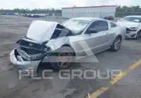 2013 Ford MUSTANG фото