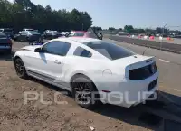 2013 Ford MUSTANG фото