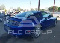 2013 Ford MUSTANG фото