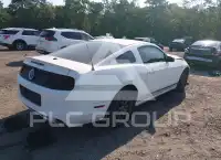 2013 Ford MUSTANG фото