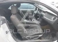 2013 Ford MUSTANG фото