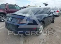 2013 Ford MUSTANG photo