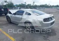 2013 Ford MUSTANG фото