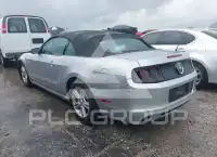 2013 Ford MUSTANG фото