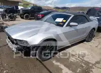 2013 Ford MUSTANG фото
