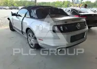 2013 Ford MUSTANG photo