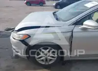 2013 Ford FUSION фото