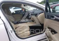 2013 Ford FUSION фото