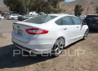 2013 Ford FUSION фото