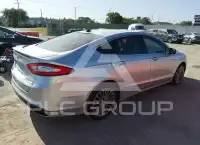 2013 Ford FUSION фото