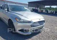 2013 Ford FUSION фото