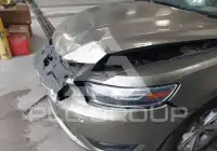 2013 Ford TAURUS фото