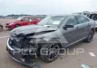 2013 Ford TAURUS фото