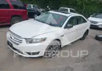 2013 Ford TAURUS фото