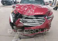 2013 Ford TAURUS фото