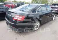 2013 Ford TAURUS фото