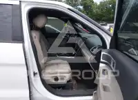 2013 Ford EXPLORER photo