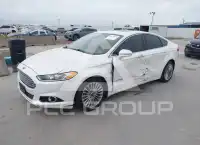 2013 Ford FUSION photo