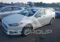 2013 Ford FUSION фото