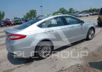 2013 Ford FUSION photo