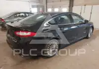 2013 Ford FUSION фото