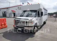 2013 Ford E-450 фото