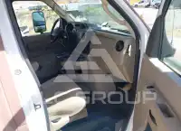 2013 Ford E-350 фото