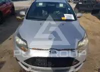 2013 Ford FOCUS фото