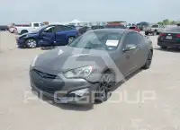 2013 Hyundai Genesis photo