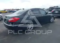 2013 Hyundai Genesis photo