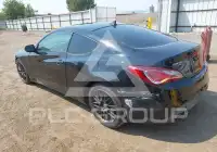 2013 Hyundai Genesis photo
