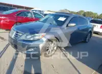 2013 Hyundai Genesis photo