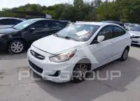 2013 Hyundai Accent фото