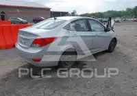 2013 Hyundai Accent фото