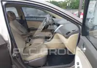 2013 Hyundai Accent photo