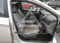 2013 Hyundai Accent photo