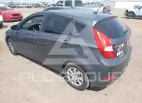 2013 Hyundai Accent photo