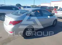 2013 Hyundai Accent photo