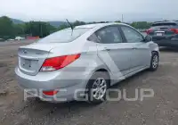 2013 Hyundai Accent фото