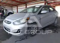 2013 Hyundai Accent photo