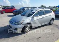2013 Hyundai Accent фото