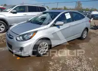 2013 Hyundai Accent photo