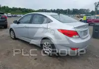 2013 Hyundai Accent фото
