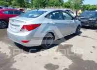 2013 Hyundai Accent photo