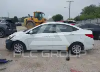 2013 Hyundai Accent фото