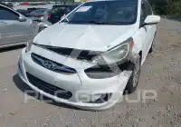 2013 Hyundai Accent фото
