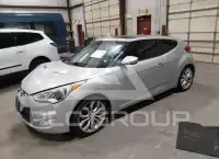 2013 Hyundai Veloster фото